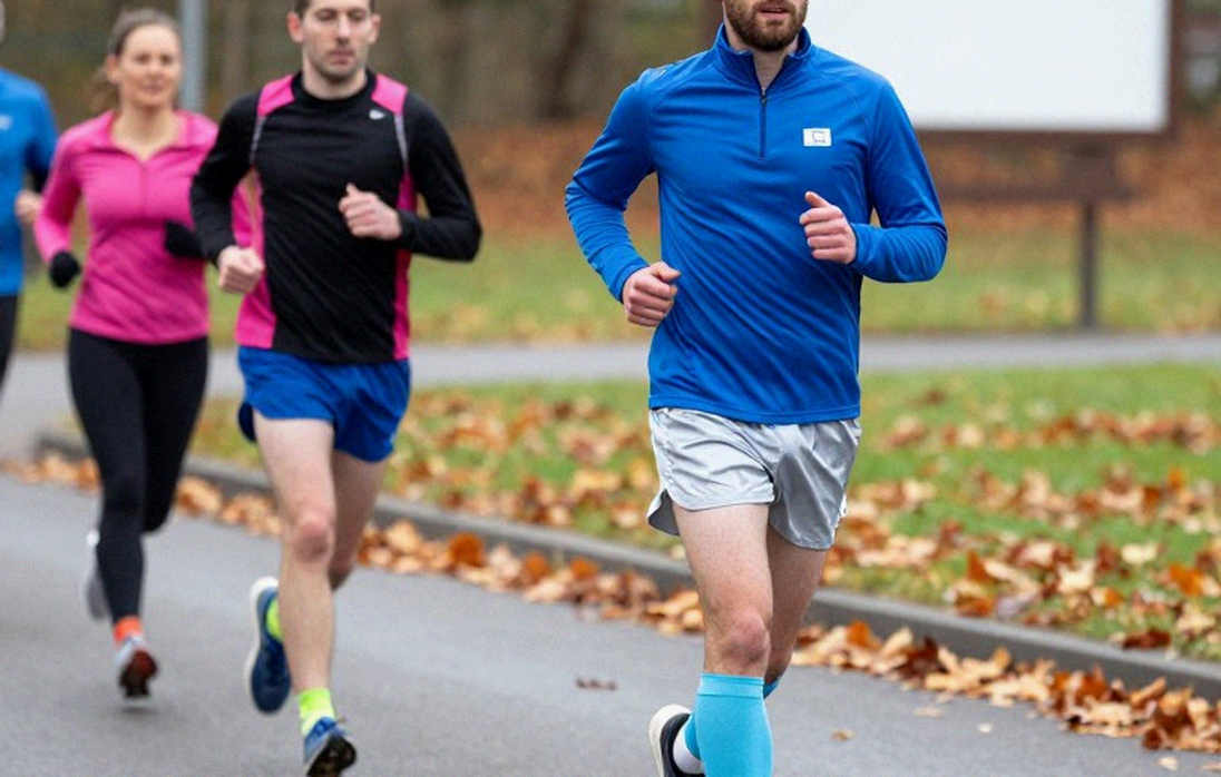 Dặm 20, nụ hôn ở dặm 18 và khoảng trống tầm soát tim mạch trong marathon phong trào