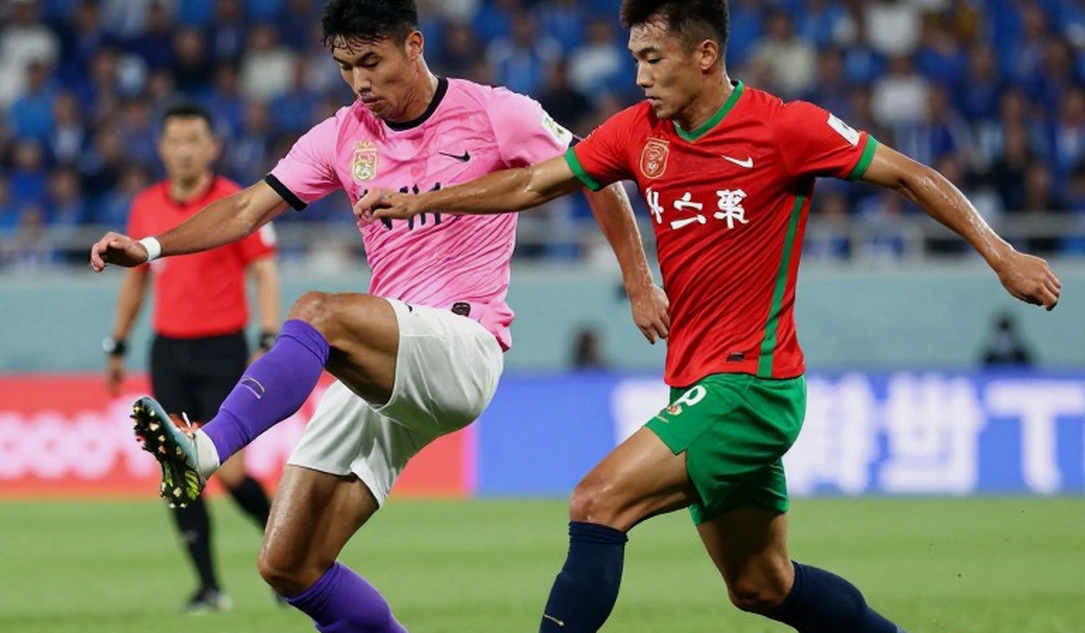 Madueke tỏa sáng, Arsenal hạ Nottingham Forest bằng miếng đánh từ ghế dự bị