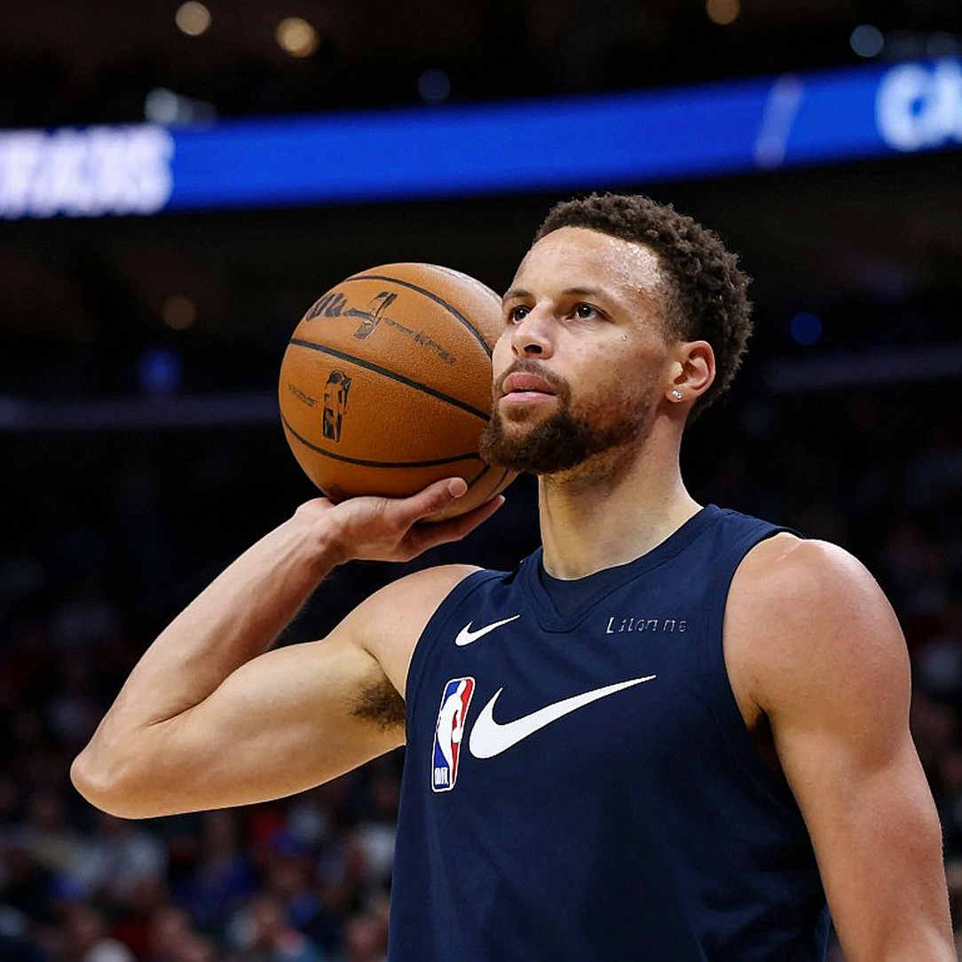 Dončić đến Lakers: Thương vụ được thiết kế trong dòng chữ nhỏ