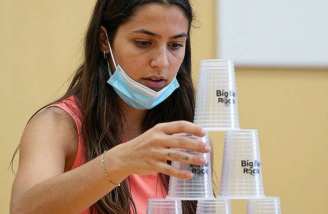 Bảng thống kê trả về số không: khoảng trống dữ liệu đang giữ bóng chuyền Việt Nam lại phía sau