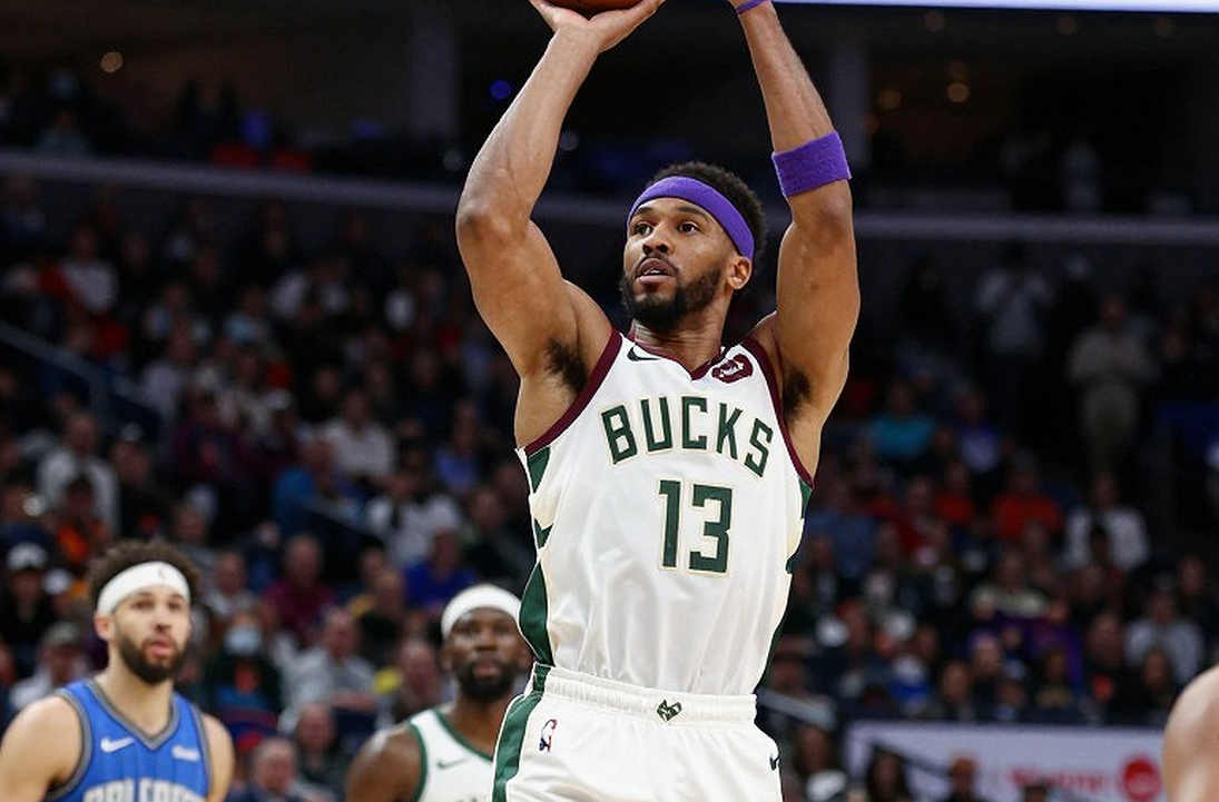 Codi Miller-McIntyre và bài toán phòng ngự của một đội bóng EuroLeague tại Athens trước ngày tái ngộ Baskonia