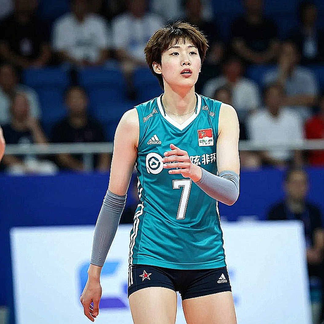 Tên tựa game phải là dòng đầu tiên: Chín tầng phân tích esports và giá trị của một hồ sơ trống