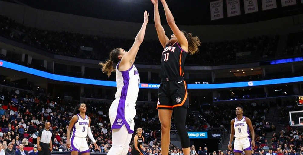Cheryl Reeve thắng giải HLV xuất sắc WNBA 2026: khoảng cách một trận và nửa mùa không có Napheesa Collier