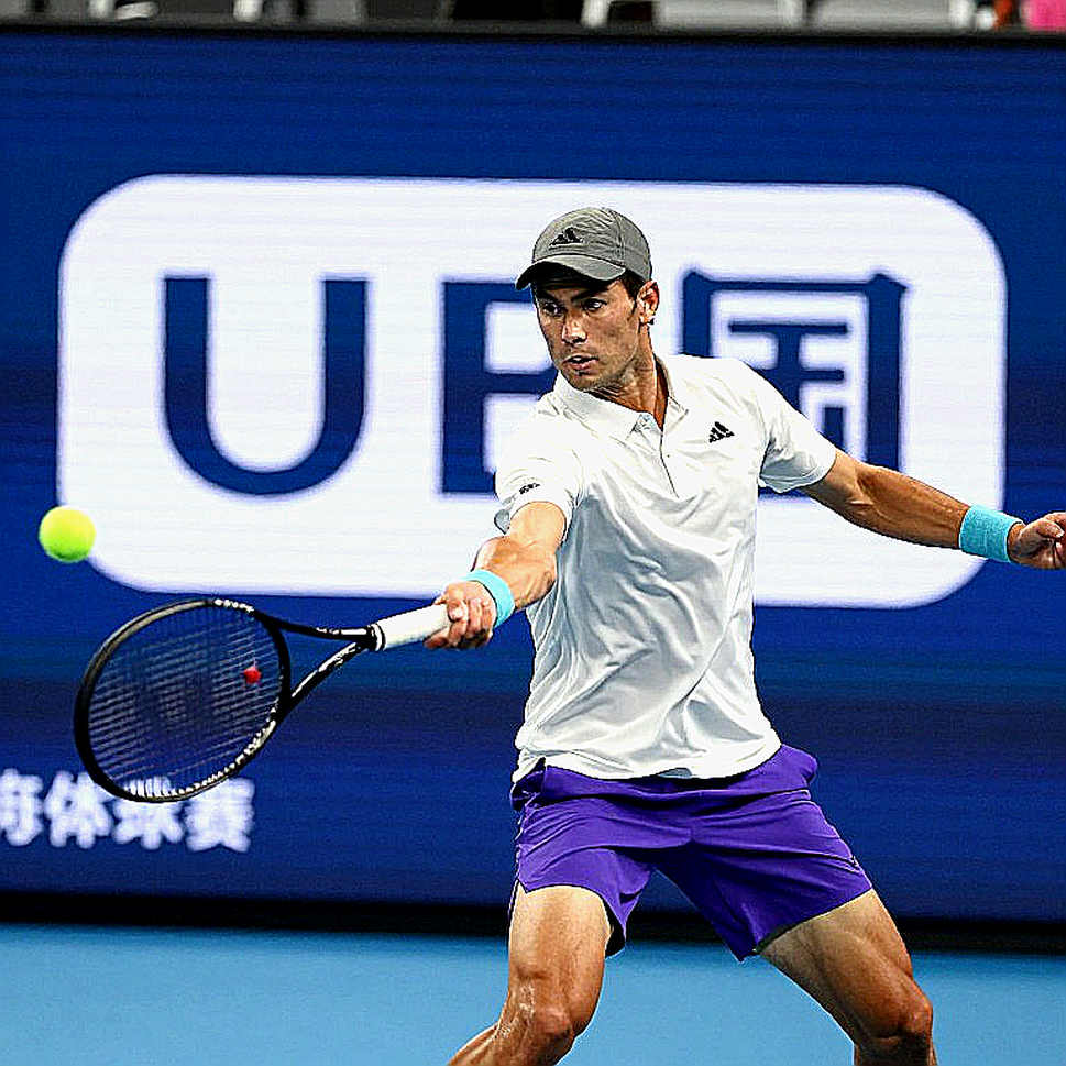 Bảng Dữ Liệu Trống: Khi Nhà Phân Tích Tennis Phải Bắt Đầu Từ Con Số Không Bảng Dữ Liệu Trống: Khi Nhà Phân Tích Tennis Phải Bắt Đầu Từ Con Số Không