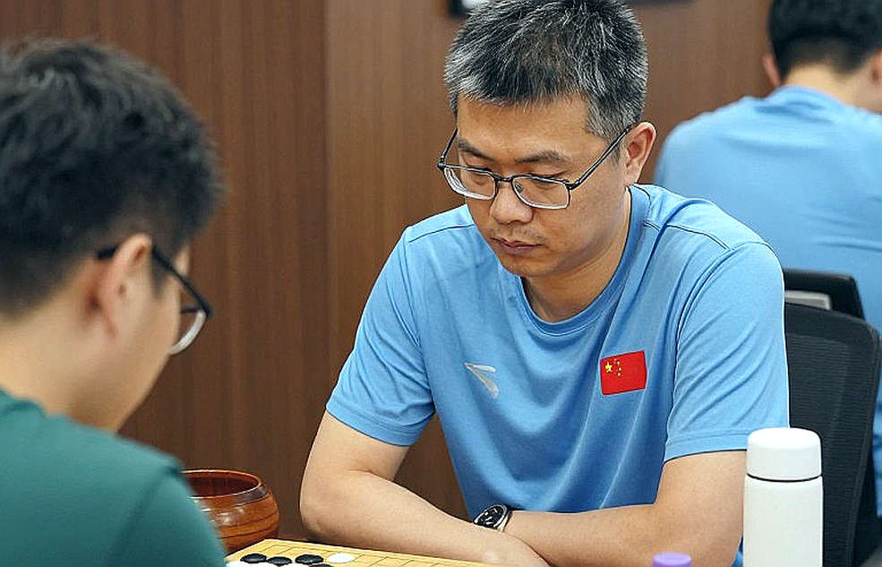 Bodhana Sivanandan và nước 3.Bc4: Khi bàn một Olympiad thuộc về một cô bé mười một tuổi