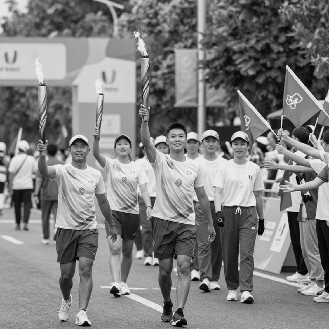 Thủ môn 34 tuổi, người thầy Hàn Quốc và cuộc đổi chủ thầm lặng của bóng đá Đông Nam Á