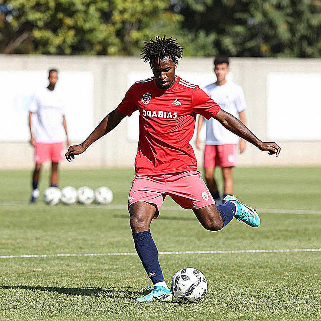 Vì sao 13 bàn của Ivan Toney đang viết lại lịch sử Saudi Pro League?
