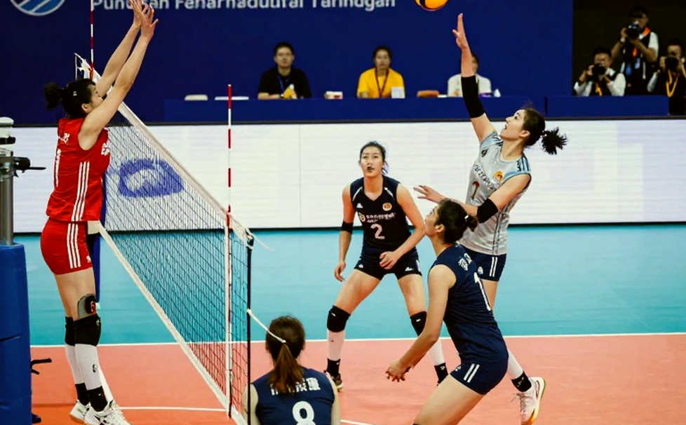 Xuân Son đứt bắp chân, rời ASEAN Cup sớm: Khi hệ thống một-điểm-phụ-thuộc bị bẻ gãy giữa cuộc đọ sức với Thái Lan Xuân Son đứt bắp chân, rời ASEAN Cup sớm: Khi hệ thống một-điểm-phụ-thuộc bị bẻ gãy giữa cuộc đọ sức với Thái Lan