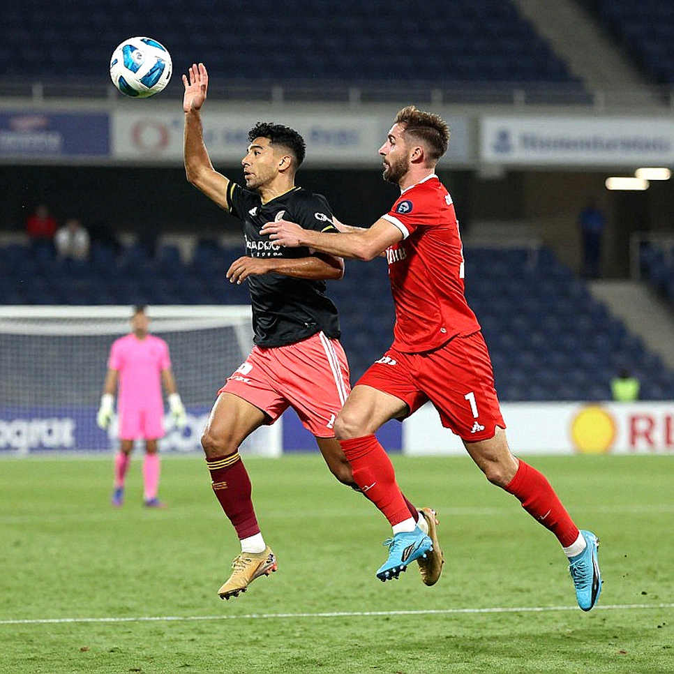 Ba sự thay đổi ở Lille và bài toán luân chuyển của Galatasaray trước trận derby
