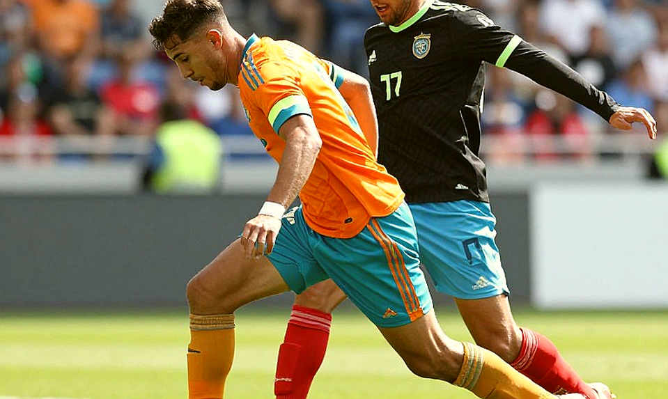 Granit Xhaka và giấy chứng nhận vaccine giả: Người hùng quốc gia đối mặt với bóng tối pháp lý