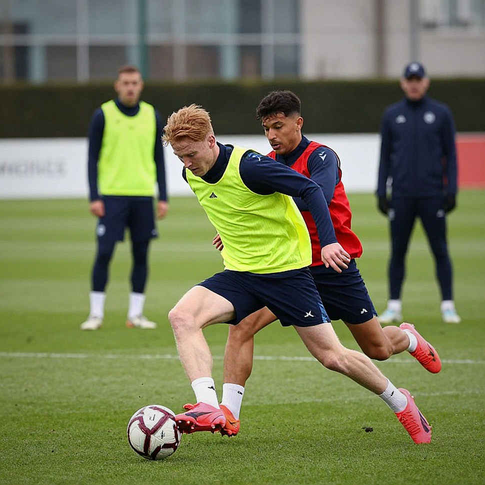 Mancini Returns, Van Bommel Debuts: Group A1 Opens With Two Cycles Out of Sync
