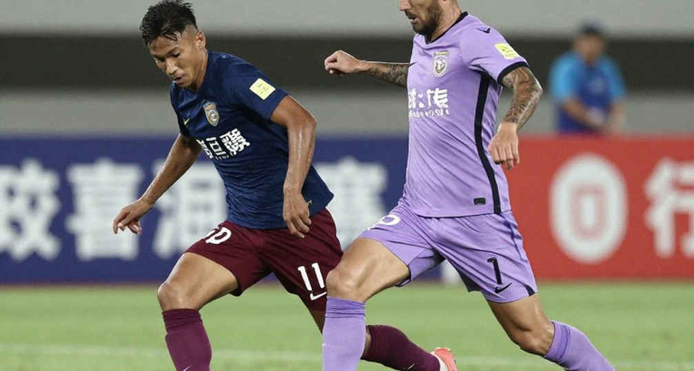 Fenerbahçe arsaVev – Real Sociedad: Khi khán đài ở lại Istanbul