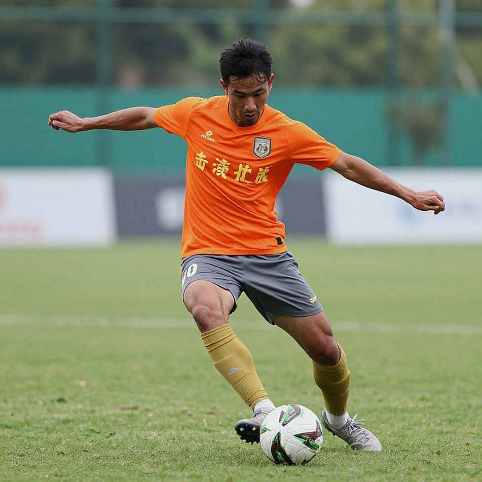 Tan Sinh receives 2-match ban for stamping on Dinh Bac: When discipline becomes a mirror for Vietnamese football Tan Sinh receives 2-match ban for stamping on Dinh Bac: When discipline becomes a mirror for Vietnamese football